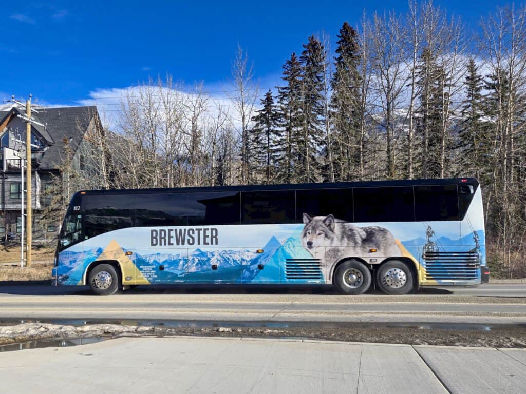 How to get from Calgary to Banff - Brewster bus company - Shuttle from Calgary